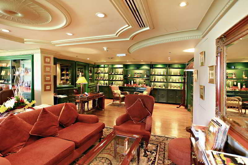 קוצ'ינג The Apartments At Merdeka Palace Hotel מראה חיצוני תמונה